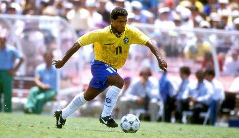 的表现充满 的表现充满